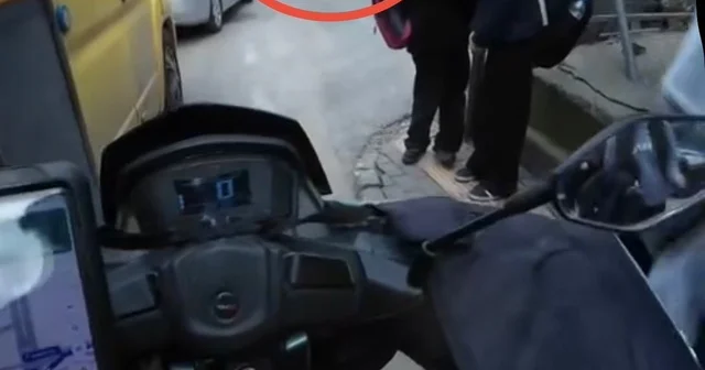 Bursa da yan bakma tartışması kanlı bitti 16 yaşındaki lise öğrencisi bıçaklandı Bursa Haberleri