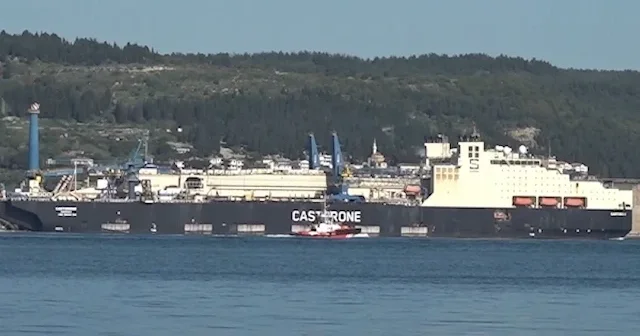 Dev boru gemisi Çanakkale’den geçti boğaz trafiği durdu VİDEO İZLE