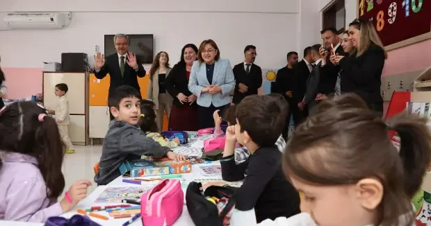 Gaziantep haberleri Başkan Şahin, Şehrim Okulum Projesi kapsamında velilerle bir araya geldi 28 Nisan 2026