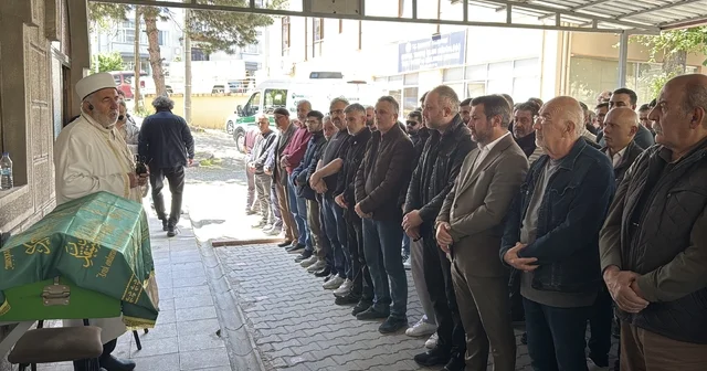 Minibüsün çarptığı 3 yaşındaki Aybars, toprağa verildi Karabük Haberleri