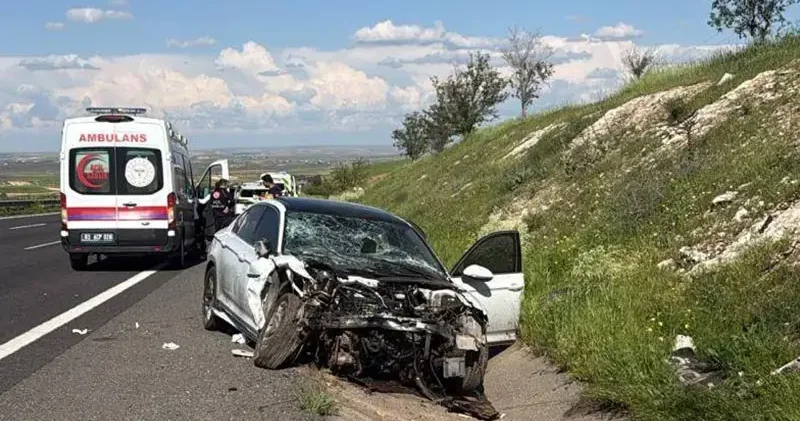 Şanlıurfa da zincirleme kaza: 3 ölü, 5 yaralı
