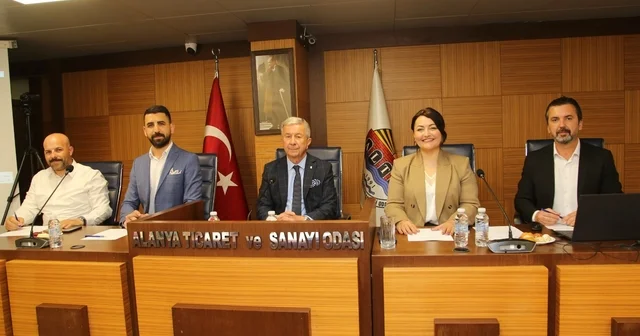 Başkan Erdem: Alanya nın tarımsal potansiyelini daha ileriye taşımak için çalışıyoruz Antalya Haberleri