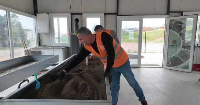 Pazar yerlerinden toplanan organik atıklar gübreye dönüştürülüyor Kocaeli Haberleri