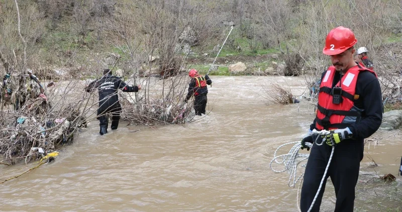 Kayıp 8 yaşındaki Osman ı arama çalışmaları 3 üncü gününde Hakkâri Haberleri