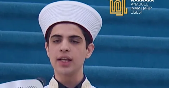 Büyük Çamlıca Camii nde tarihi anlar: 333 hafız icazet aldı hutbe 4 dilde yankılandı VİDEO İZLE