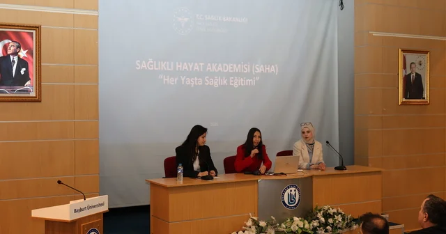 Sağlıklı Hayat Merkezi hizmetleri hemşirelik öğrencilerine tanıtıldı Bayburt Haberleri
