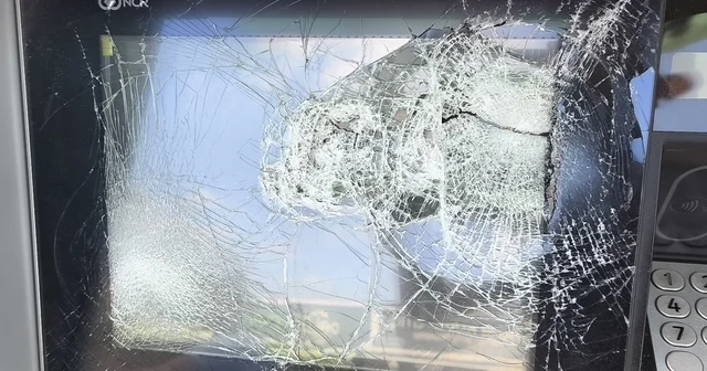 ATM lere zarar verdiler Adana Haberleri