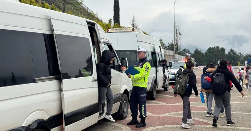 Okul Taşıtı yazmayan servis aracına 2 bin 719 TL ceza