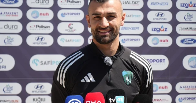 Serdar Dursun: Yurt içinden ve yurt dışından bazı kulüpler benimle iletişime geçiyor Kocaelispor un golcü oyuncusu Serdar Dursun: Milli takım hedefim olduğu için kalan maçları iyi geçirmek istiyorum Kocaeli Haberleri