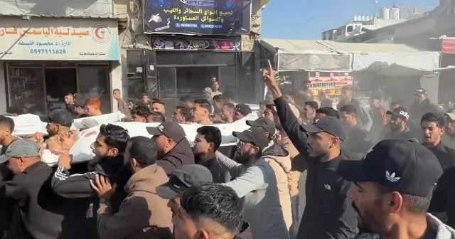 İsrail saldırısında hayatını kaybeden Gazzelilere veda edildi VİDEO İZLE