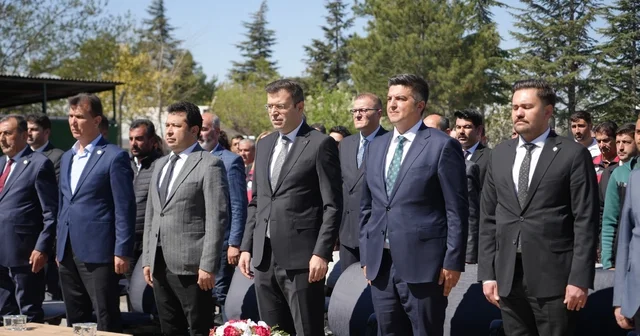 Niğde de üreticilere tohum ve çilek fidesi desteği: 522 üreticiye dağıtım yapıldı Niğde Haberleri