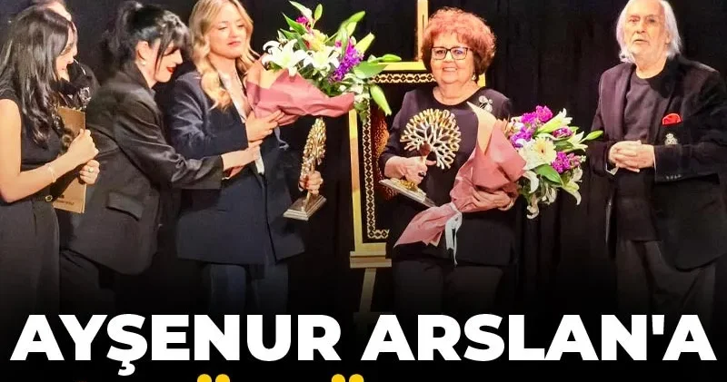 Ayşenur Arslan a bir ödül daha
