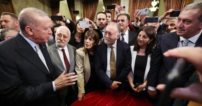 DEM den AKP ye sert tepki: Aksak, ürkek ve oyalayıcı Sözcü Gazetesi