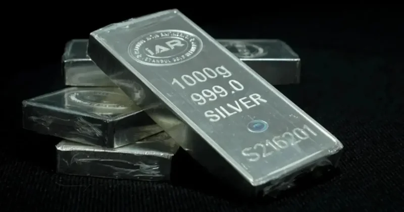 Gümüş fiyatları merkez bankası kararları öncesi düşüş eğilimini hızlandırıyor