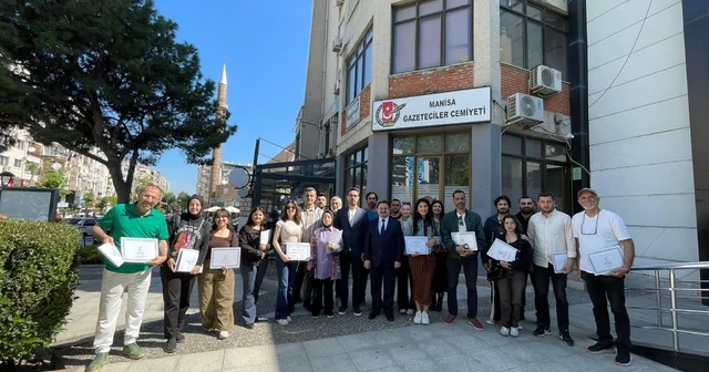 Manisalı Gazeteciler dron ehliyetlerini aldı Manisa Haberleri