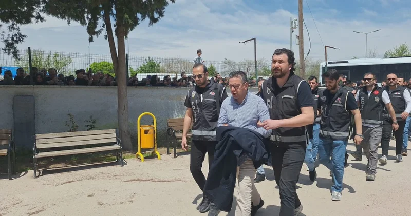 SON DAKİKA: Halfeti Belediyesi nde 29 tutuklama, eski başkan Şeref Albayrak tutuklandı Son dakika haberleri