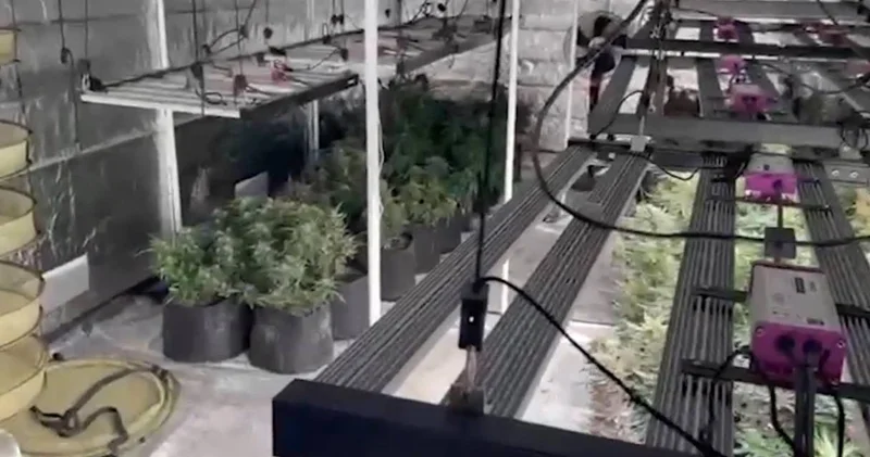 Evi uyuşturucu imalathanesine çevirmişler!