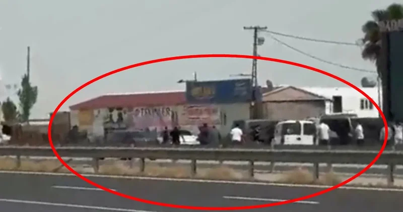 İki aile arasında silahlı, taşlı ve sopalı kavga: Yol verme tartışması ölümle bitti!