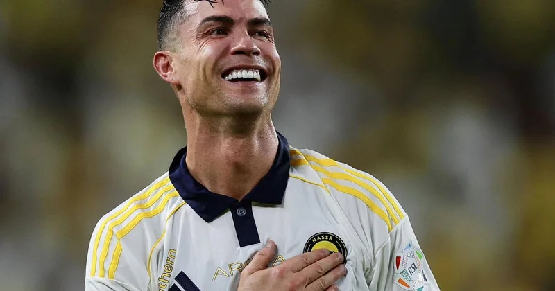 Cristiano Ronaldo dan Galatasaray ın transferine engel
