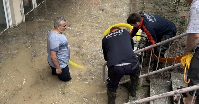 Edirne de sağanak iş yerlerini su altında bıraktı Edirne Haberleri