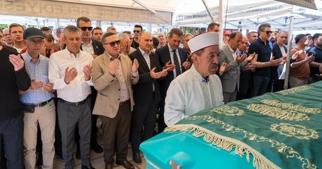 CHP Grup Başkanı Özel in amcası son yolculuğuna uğurlandı Manisa Haberleri