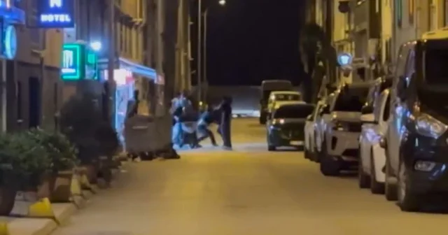Sokaktaki kavgada 16 yaşında çocuk bıçakla yaralandı Eskişehir Haberleri