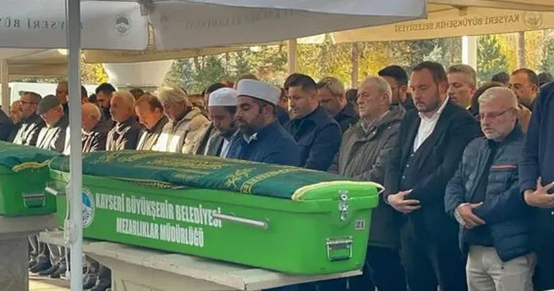 Babasını bıçaklayarak öldüren sanığın ifadesi pes dedirtti! Kardeşinden öğrenmiş