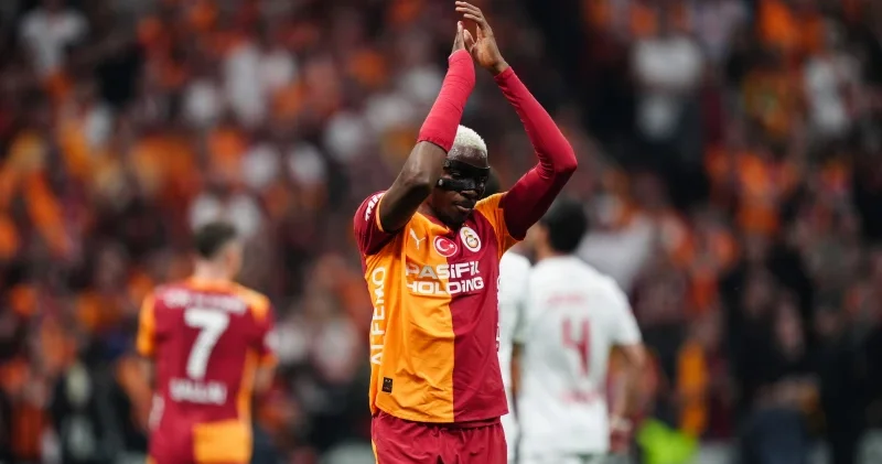 Victor Osimhen den anlamlı hareket! Sosyal medyayı salladı Futbol Haberleri