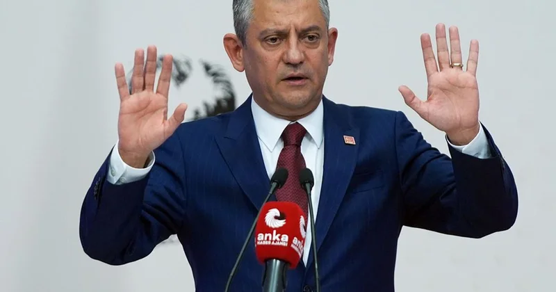 Makam aracı tartışmasında Özel den zehir zemberek sözler: Kılavuzu karga olanın...