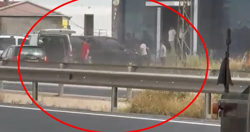 Yol verme kavgası dehşetle sonuçlandı! 2 kişi öldü, 7 yaralı var! Son dakika haberi! Son dakika haberleri