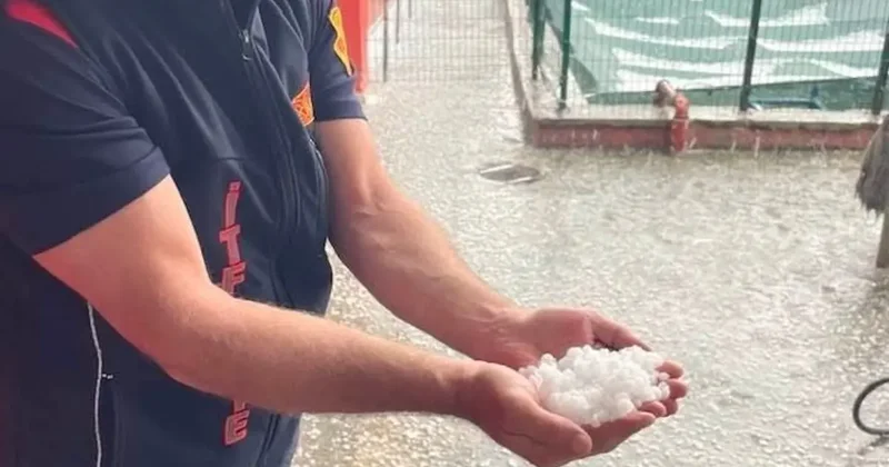 Sandıklı’da dolu yağışı etkili oldu