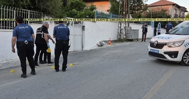 Malatya da sürücülerin trafikte silahlı kavgası: 2 yaralı Malatya Haberleri