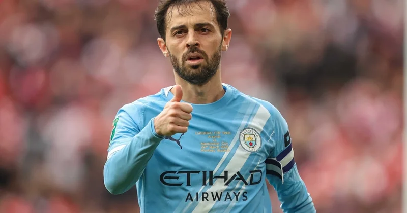 Manchester City’den ayrılan Portekizli futbolcu, yöneticilerle görüştü, kapıları sonuna kadar açtı! Galatasaray’a gelirim Sözcü Gazetesi