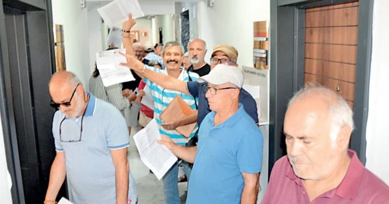 Emekli seyyanen imzaya koştu Sözcü Gazetesi