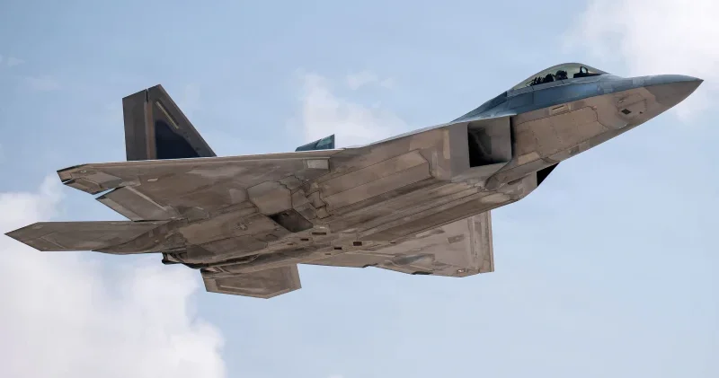 İsrail’e F 22 savaş uçakları konuşlandırıyor Ortadoğu Haberleri