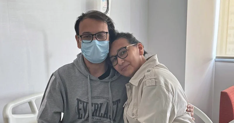 Böbreğini verdi, oğlunu yeniden hayata bağladı