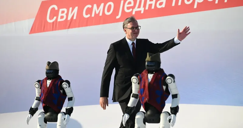 Sırbistan Cumhurbaşkanı Vucic istifa edeceğini duyurdu