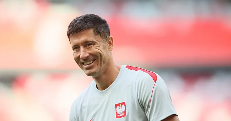 Robert Lewandowski’den sürpriz transfer!