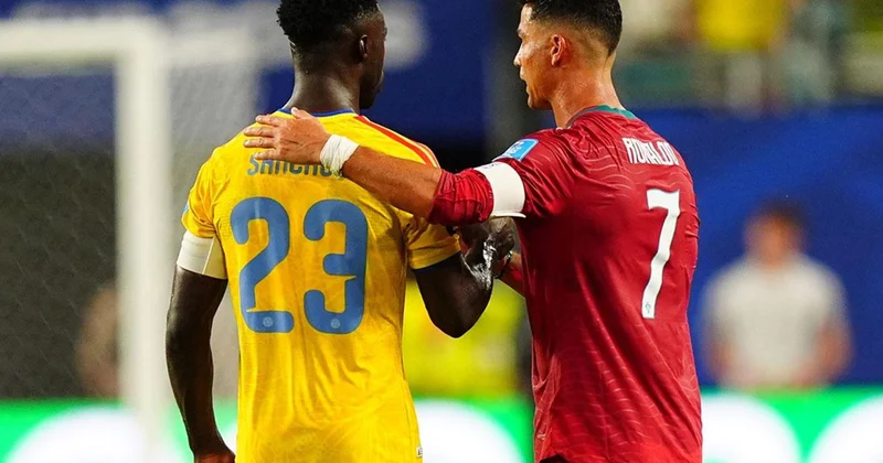 Galatasaraylı Davinson Sanchez e büyük övgü: Ronaldo yu futboldan soğuttu