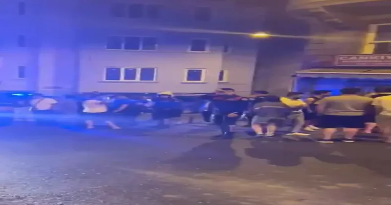 Beyoğlu nda sokağa patlayıcı bırakıp kaçtılar: Çevrede hasar oluştu