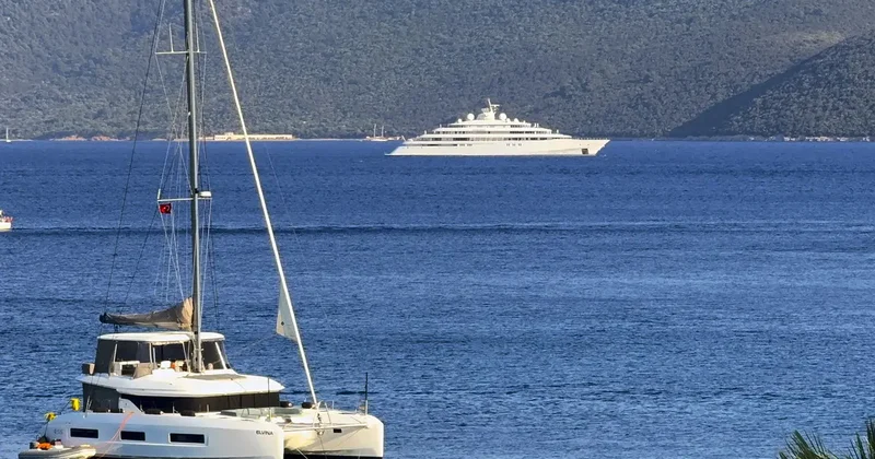 Mega yat Golden Odyssey Bodrum açıklarına demirledi