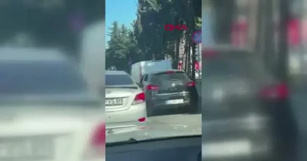 Magandalığın bedeli ağır oldu: Trafikte dehşet saçan sürücüye rekor ceza!