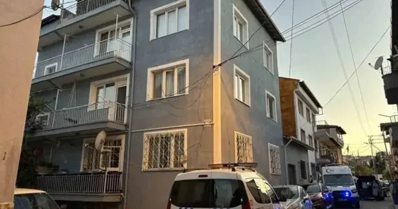 Uşak ta 3 üncü kattaki balkondan düşen kadın, hayatını kaybetti