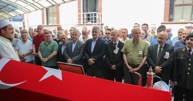 Baba Müderrisoğlu dualarla uğurlandı