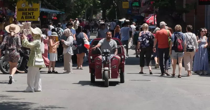 Büyükada’da hafta sonu yoğunluğu