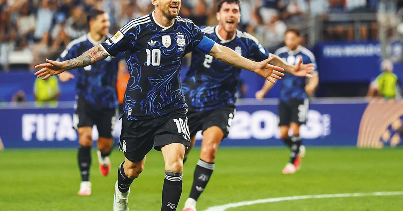 4 gollü maçı Arjantin kazandı, Messi bir rekoru daha kırdı Sözcü Gazetesi