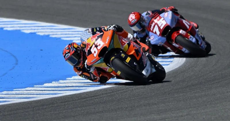 Deniz Öncü, Moto2 Hollanda yarışını tamamlayamadı!