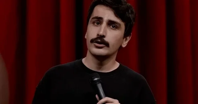 Deniz Göktaş isimli sözde komedyen kutsal kitabımız Kur an ı Kerim ile alelen dalga geçti VİDEO İZLE