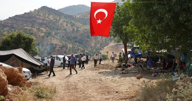 Şırnak ta 40 aile, 32 yıl sonra geldikleri köylerine çadır kurup kesin dönüş için başvuru yaptı Şırnak Haberleri Habertürk Yerel Haberler