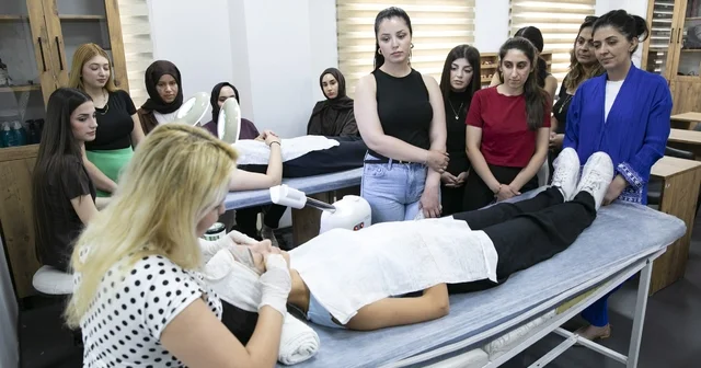 MERCEK ten gençlere meslek ve kariyer desteği Mersin Haberleri Habertürk Yerel Haberler